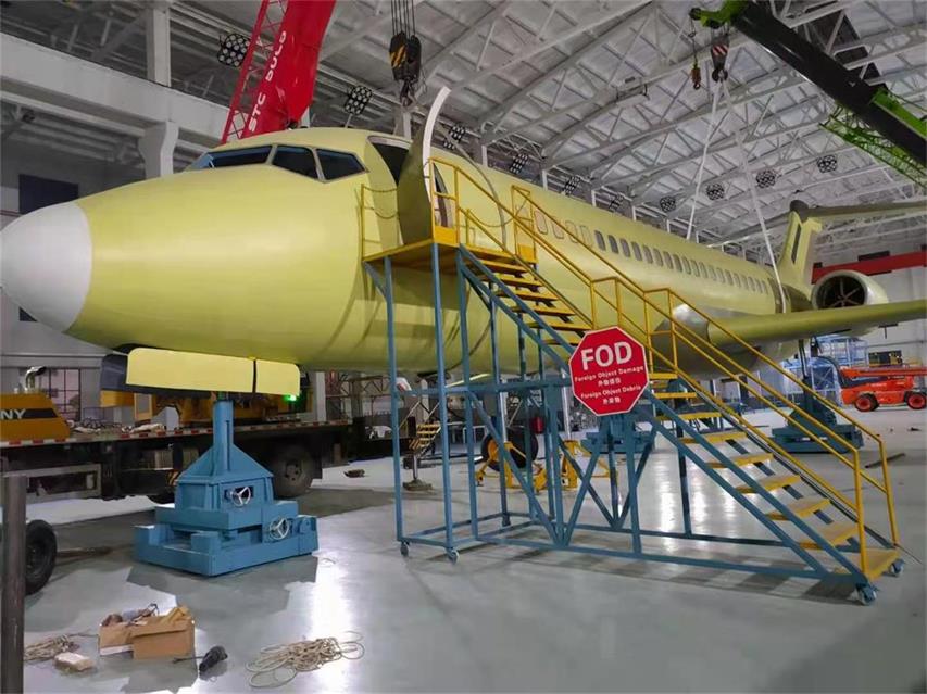 乐东飞机模拟仓